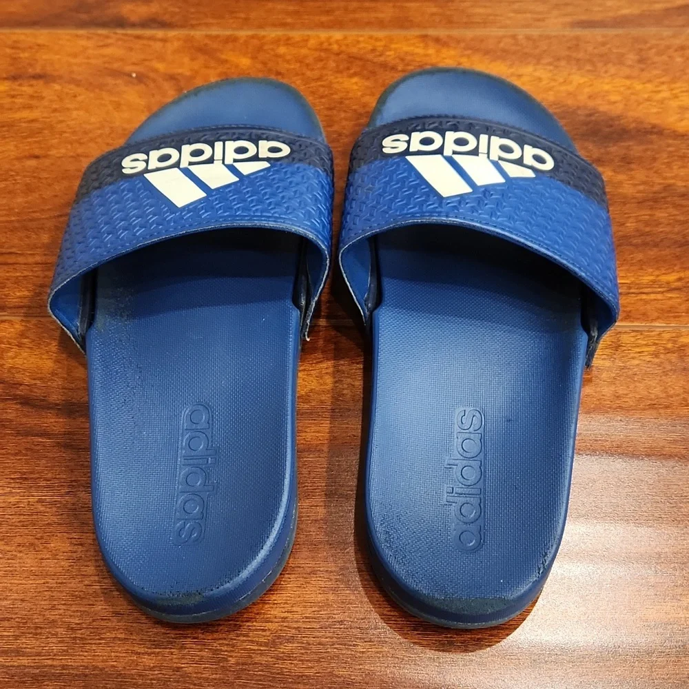 Adidas Boys Slides Size 4